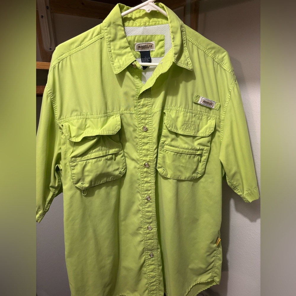 Magellan Outdoors Lime Green Casual Button Down Shirt